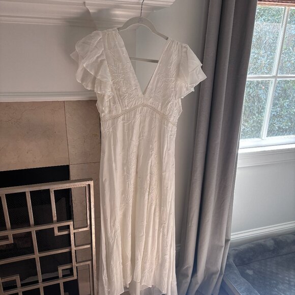 Embroidered white dress NWT - Picture 1 of 3